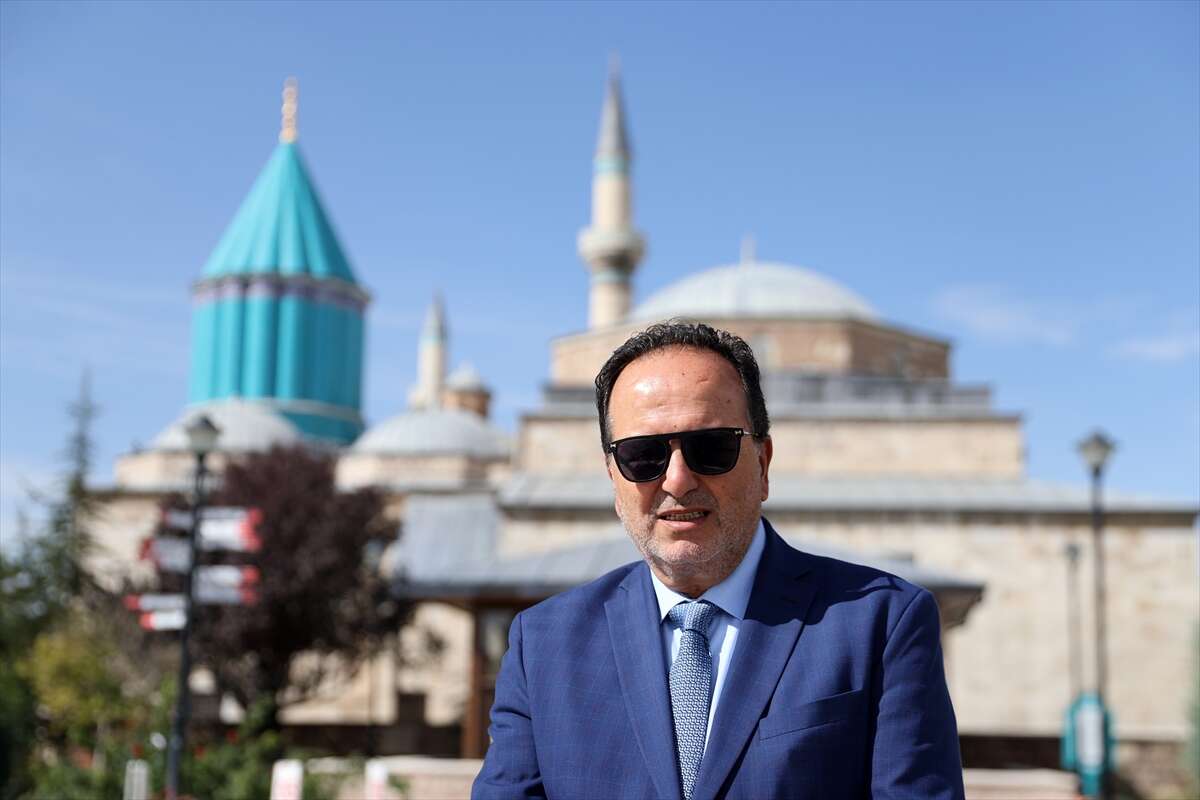 Mevlana’nın izinde 40 gün! Son satırlarını Konya’da yazacak 7
